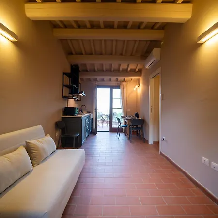 Borgo Ai Cuori Aparthotel *